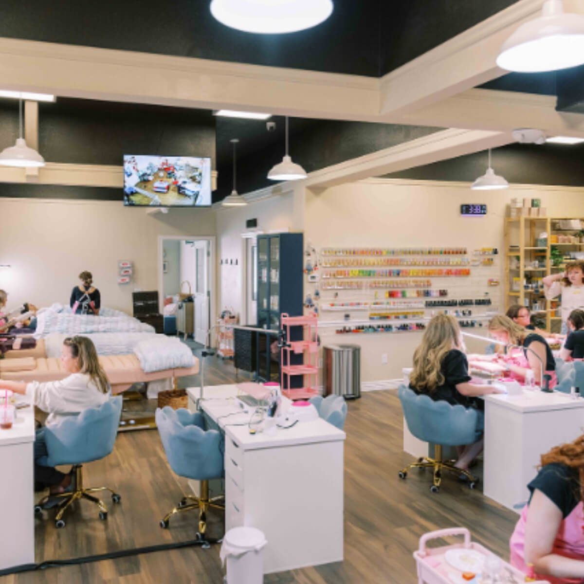 Salon with childcare at Mom's Oasis in Utah County
